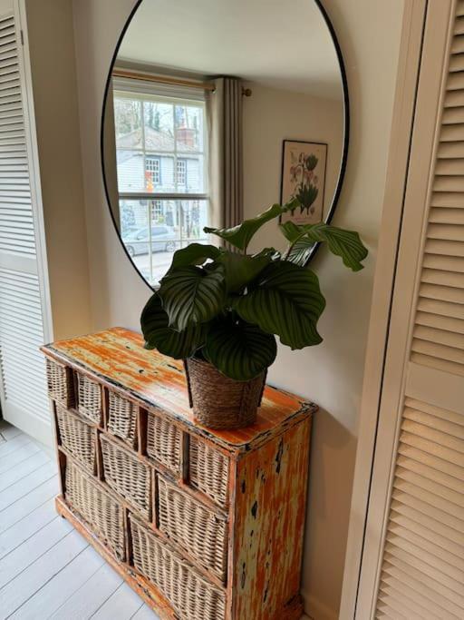 Spring Crescent Cottage In Rye Extérieur photo